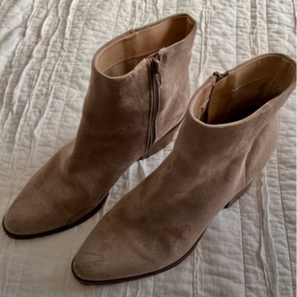 BP. Taupe Almond Toe Booties – Size 8.5M - Picture 2 of 6